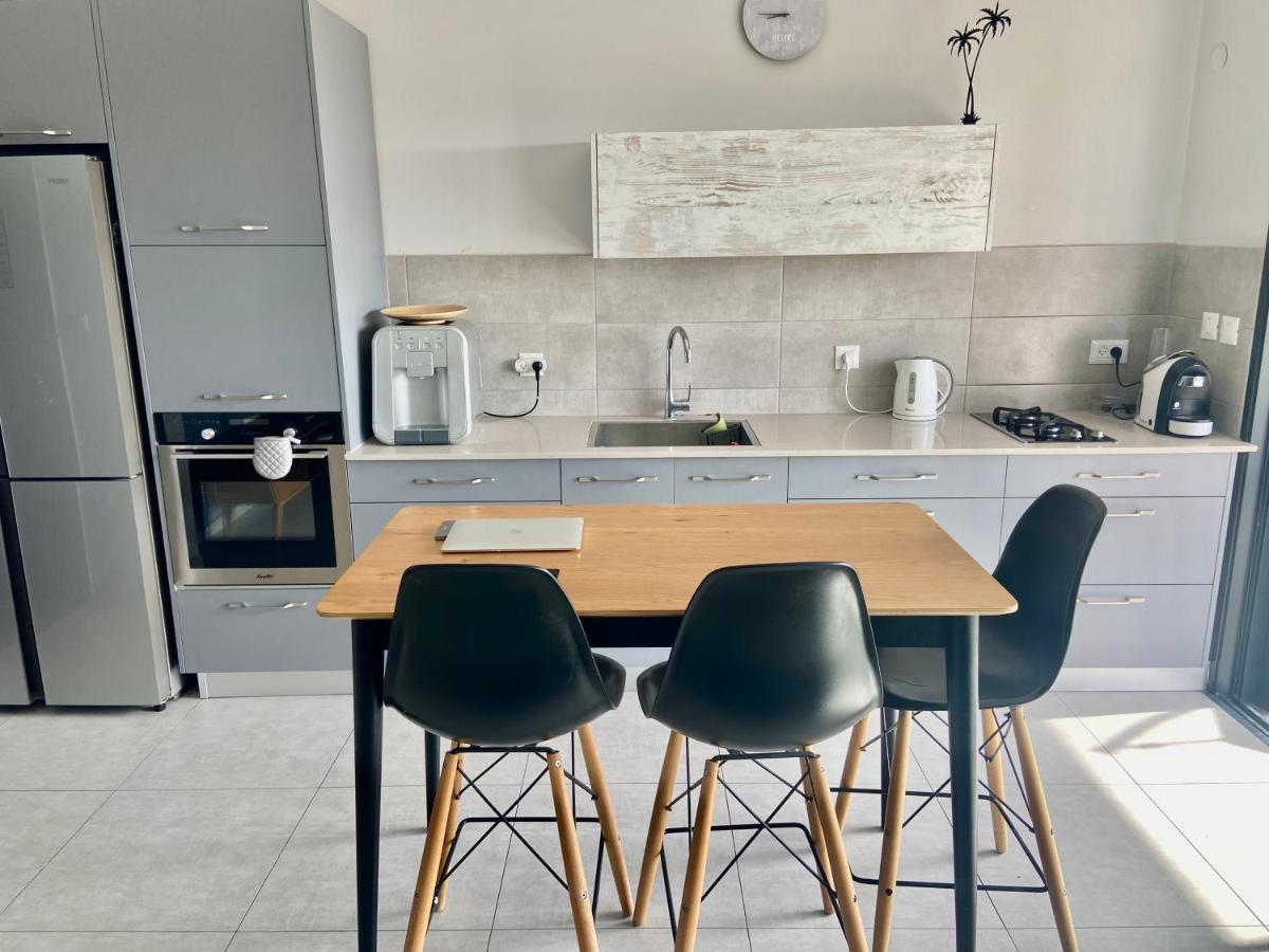 Beauty Apartment 3 Rooms Wi-Fi Νετάνια Εξωτερικό φωτογραφία
