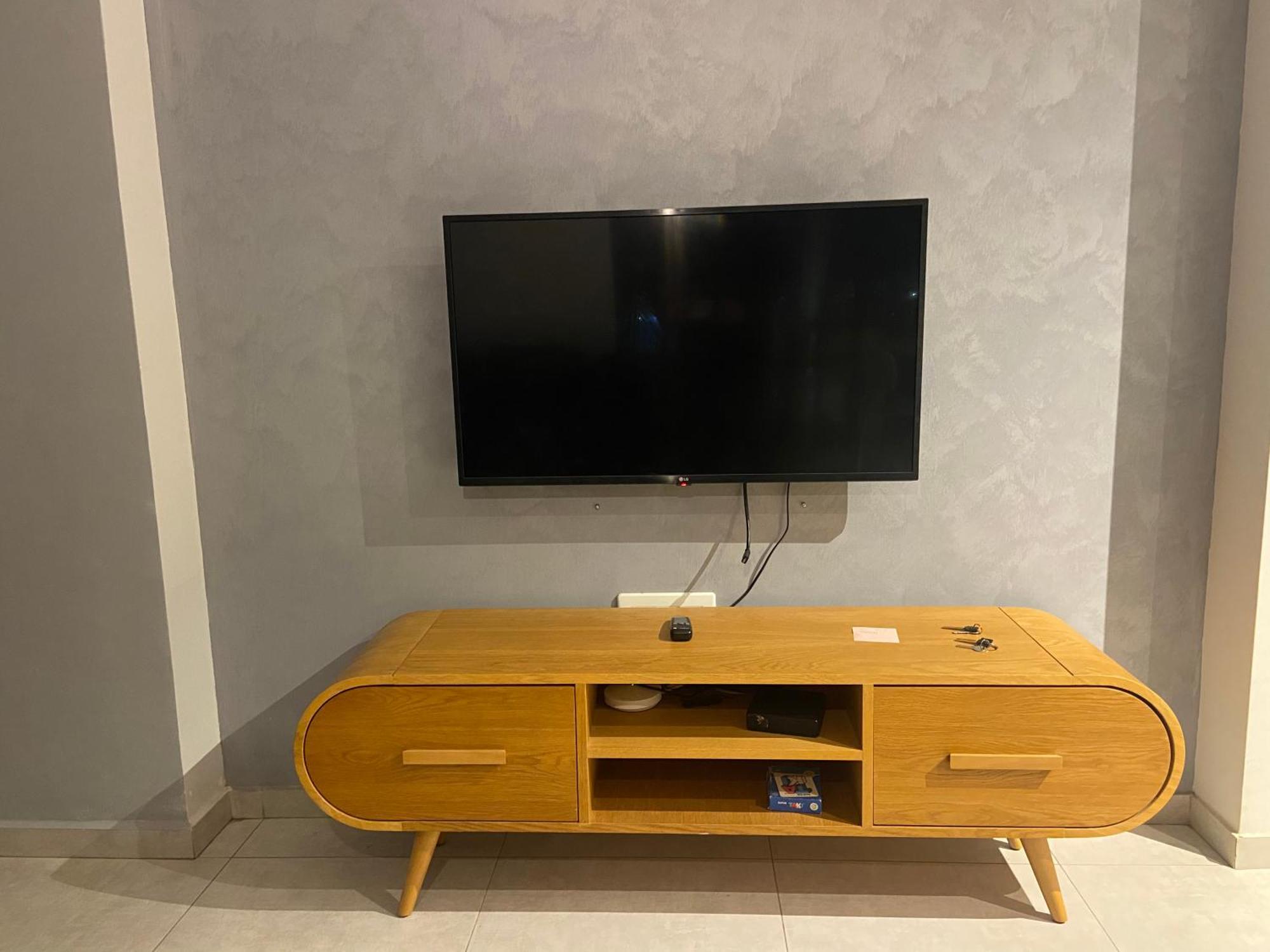 Beauty Apartment 3 Rooms Wi-Fi Νετάνια Εξωτερικό φωτογραφία